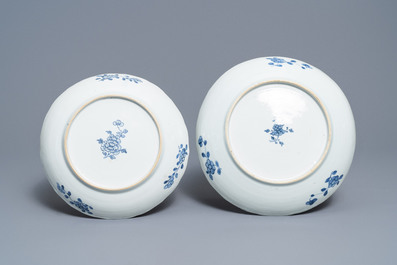 A 119-piece Chinese blue and white 'Romance of the Western chamber' dinner service, Qianlong