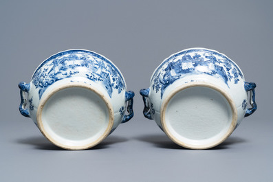 Een 119-delig Chinees blauw-wit 'Romance of the Western chamber' servies, Qianlong