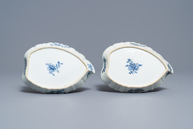 Een 119-delig Chinees blauw-wit 'Romance of the Western chamber' servies, Qianlong