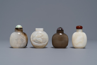 Eight Chinese carved shadow agate snuff bottles, 19/20th C.