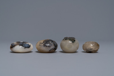 Eight Chinese carved shadow agate snuff bottles, 19/20th C.