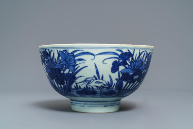 A Chinese blue and white 'cranes by the lotus pond' bowl, Shen De Tang Bo Gu Zhi mark, Transitional period