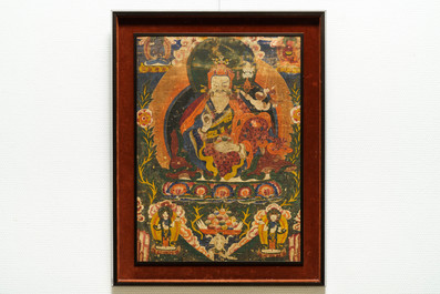 Un thangka &agrave; d&eacute;cor de Padmasambhava ou Guru Rinpoche, Tibet, 18&egrave;me