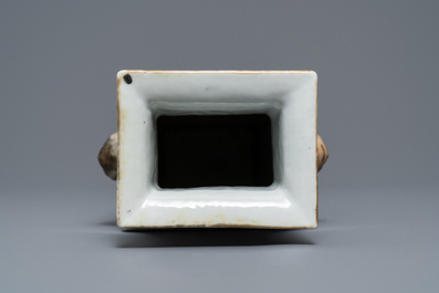 A rectangular Chinese qianjiang cai vase, 19/20th C.