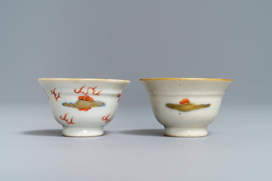 Een diverse collectie Chinees Imari-stijl porselein, Kangxi/Yongzheng