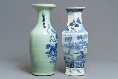 Deux vases en porcelaine de Chine bleu et blanc et c&eacute;ladon, 19&egrave;me