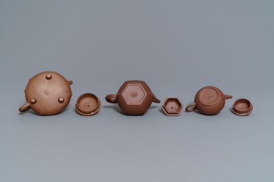 Six Chinese Yixing stoneware teapots, 19/20th C.