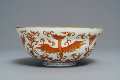 A Chinese iron red 'phoenix' bowl, 19th C.