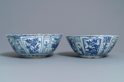 A pair of large Chinese blue and white kraak porcelain bowls, Wanli