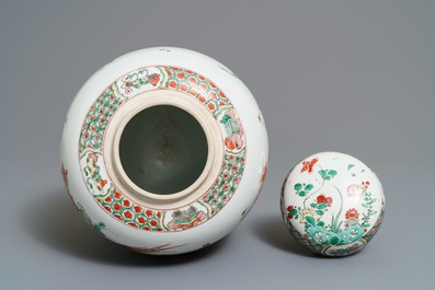 Un pot &agrave; gingembre en porcelaine de Chine famille verte, Kangxi