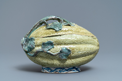 A polychrome Dutch Delft squash tureen and cover, 18th C.