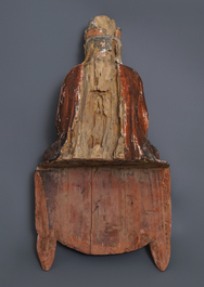 Een Chinese beschilderde houten figuur van een Bodhisattva, 18/19e eeuw