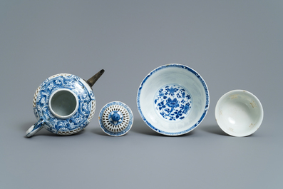 A Chinese blue and white reticulated double-walled teapot and two bowls, Transitional period