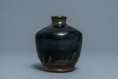 A Chinese Jian 'hare's fur' black-glazed jar, Song