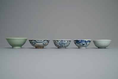 A varied collection of mostly blue and white Chinese porcelain, Ming and later