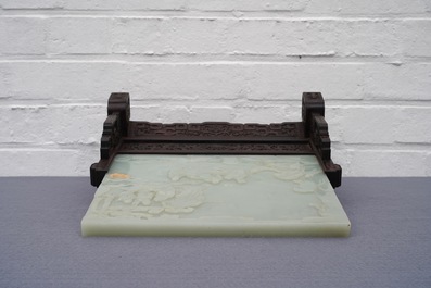 A Chinese carved pale celadon jade and hardwood table screen, 19/20th C.