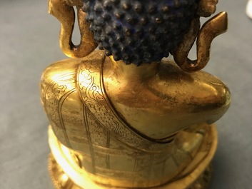 Une figure de Bouddha Shakyamuni en bronze dor&eacute;, Sino-Tibet, 17/18&egrave;me