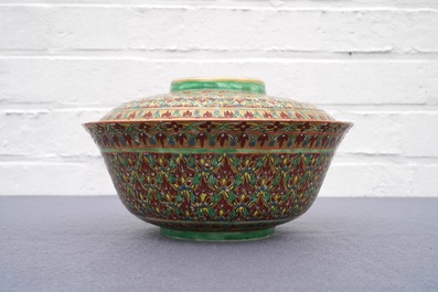 A large Chinese Thai market 'Bencharong' bowl and cover, 19th C.