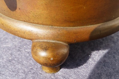 A Chinese bronze tripod censer, Xuande mark, 17/18th C.