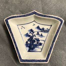 A Chinese blue and white sweetmeat or rice table set with landscape design, 18/19th C.
