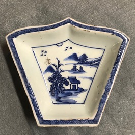 A Chinese blue and white sweetmeat or rice table set with landscape design, 18/19th C.