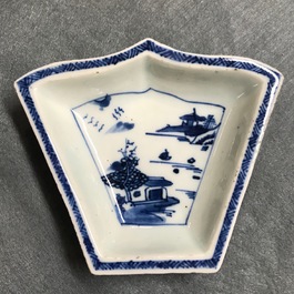 A Chinese blue and white sweetmeat or rice table set with landscape design, 18/19th C.