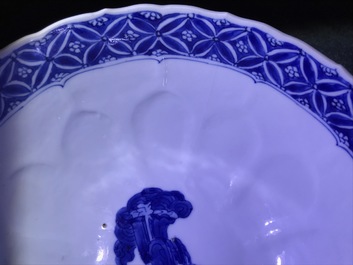 Vier Chinese blauw-witte kommen, Chenghua en Xuande merken, Kangxi