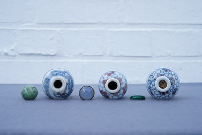 Three Chinese blue, white and underglaze red snuff bottles, Yongzheng marks, 18/19th C.