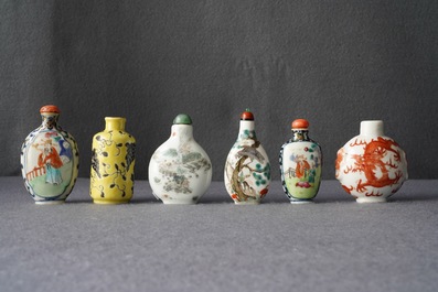 Twelve Chinese famille rose and verte porcelain snuff bottles, 19/20th C.