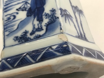 Un saleron en porcelaine de Chine bleu et blanc, &eacute;poque Transition