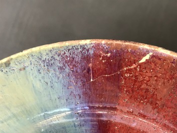 Une paire de vases en porcelaine de Chine flamb&eacute;, 19&egrave;me