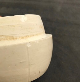 Une bo&icirc;te couverte en forme de melon en porcelaine de Chine qingbai, Song du Sud