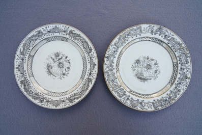 Nine Chinese grisaille and Imari-style plates, Yongzheng/Qianlong