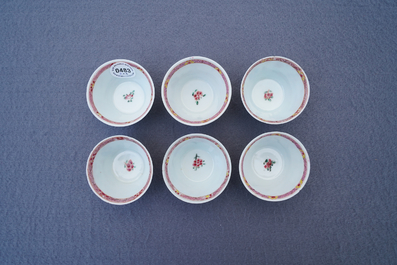 Six tasses et soucoupes en porcelaine de Chine famille rose, Yongzheng