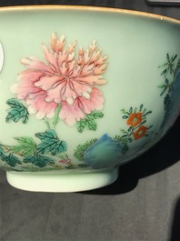 A Chinese famille rose celadon-ground bowl with floral design, Qianlong mark, 19/20th C.