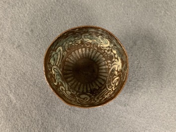 Cinq objets votives bouddhistes en bronze, Tibet et N&eacute;pal, 18/19&egrave;me