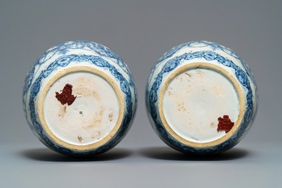 A pair of Dutch Delft blue and white Daniel Marot style vases, early 18th C.