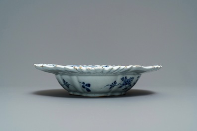 A large Dutch Delft blue and white oval lobed salad bowl, 18th C.