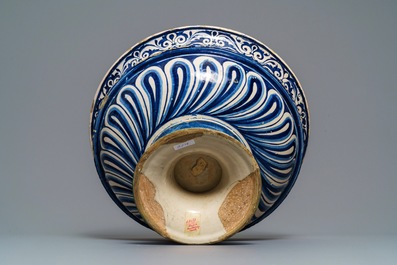 A large Italian maiolica footed bowl with Amor, Montelupo or Caffagiolo, 1st half 16th C.