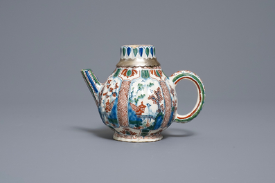 A ribbed Dutch Delft cashmere palette teapot, 17/18th C.