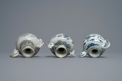 Three Chinese blue and white 'chicken head' water droppers, Ming