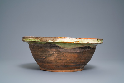 A Chinese sancai-glazed stoneware basin, late Ming