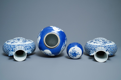 A pair of Chinese blue and white 'moonflask' vases and a covered jar, 19th C.