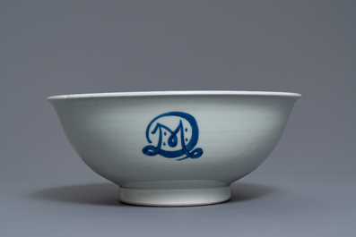 A large Japanese blue and white bowl inscribed 'MATIJ EDO', Edo, 17th C.