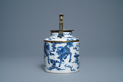 A large Chinese blue and white Vietnamese market 'Bleu de Hue' teapot with qilins, 19th C.