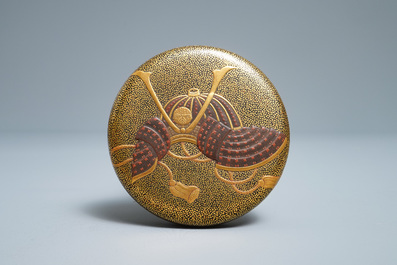 Trois inros avec netsuke et une bo&icirc;te couvert en laque, Japon, Meiji, 19&egrave;me