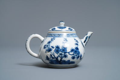A Chinese blue and white 'prunus blossom' teapot, Kangxi