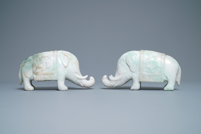 A pair of Chinese jadeite models of elephants, 19/20th C.