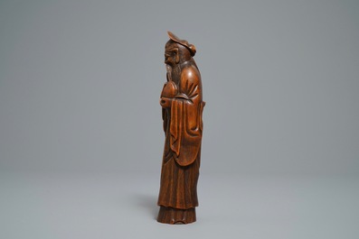 A Chinese carved bamboo figure of Shoulao, Qianlong/Jiaqing