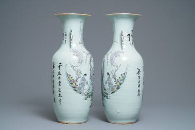 A pair of Chinese qianjiang cai vases with ladies in a garden, 19/20th C.